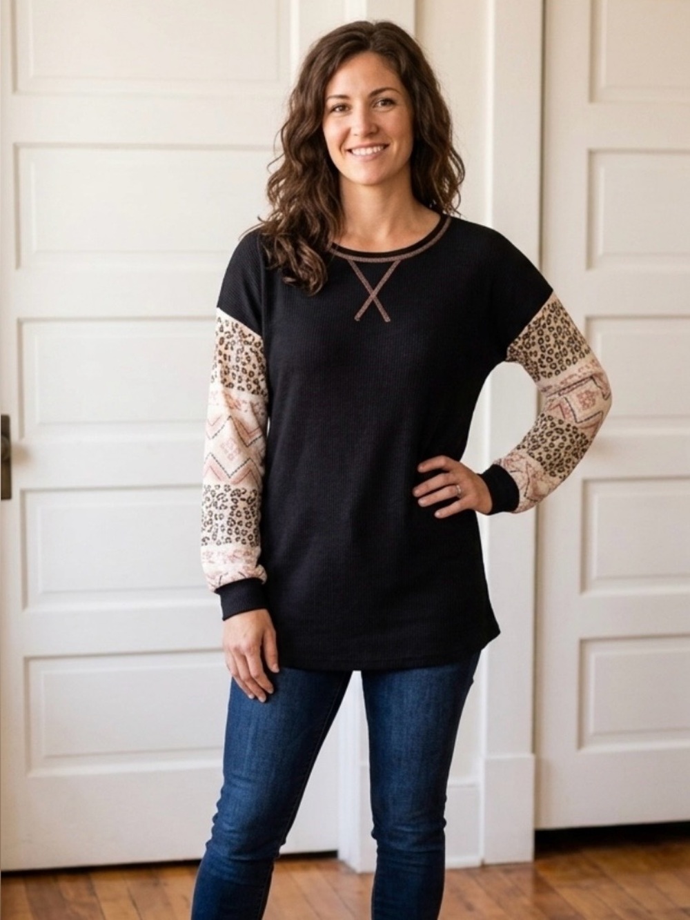 NWOT Heimish USA Black Mixed Print Sleeve Longline Top Small Will Fit Medium.